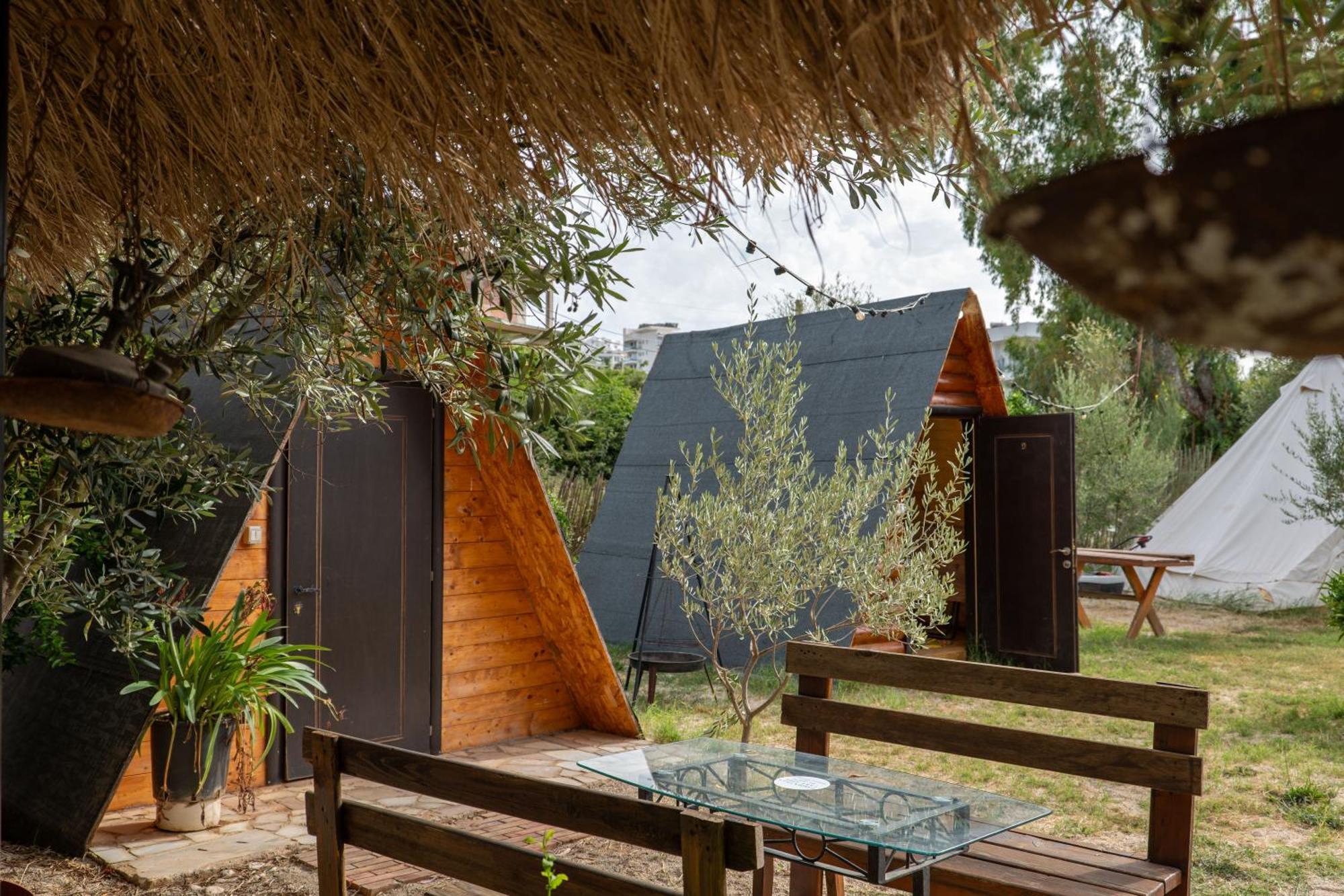 Garden Villa Lake Side & Glamping 사밀 외부 사진