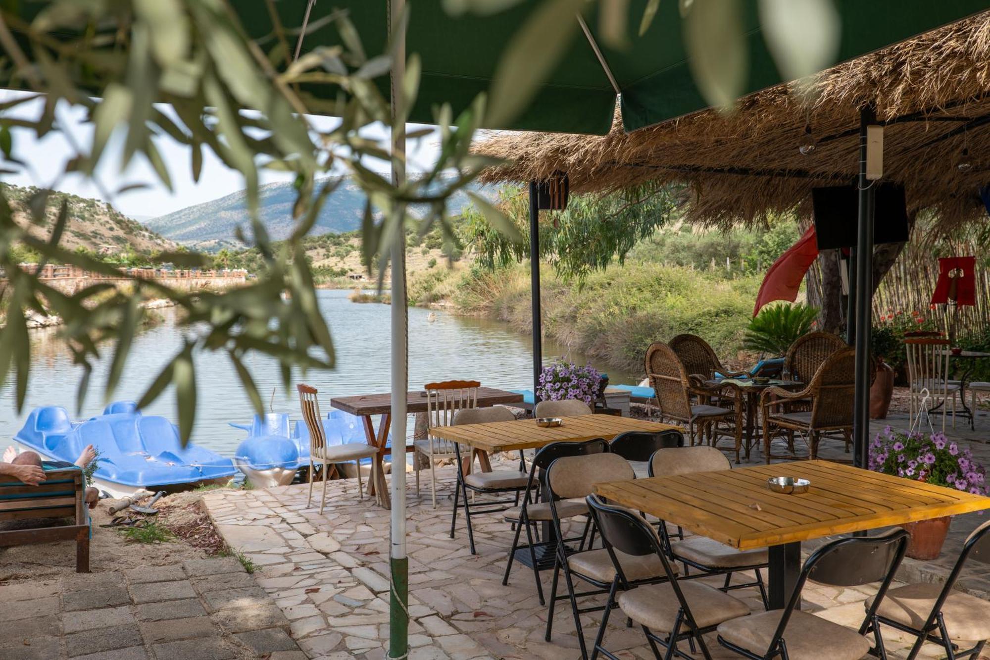 Garden Villa Lake Side & Glamping 사밀 외부 사진